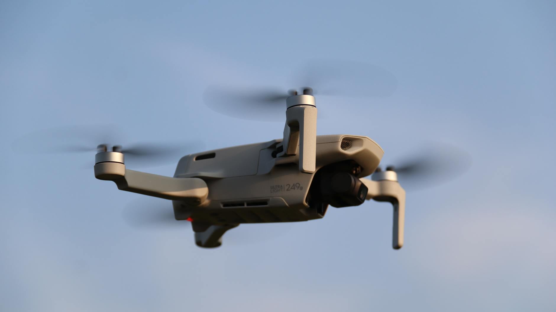 【米国】DJI・AutelのFCC規制見直しが節目、Covered List問題は日本の調達にも波及するか